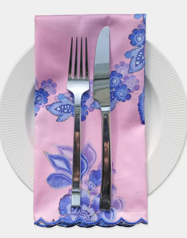 Cynthia Rowley Scallop Embroidered Edge Dinner Napkin